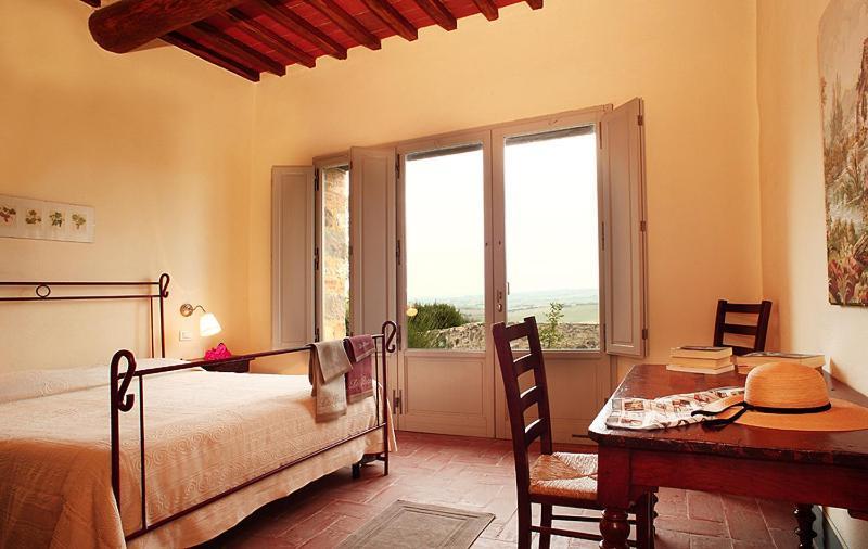 Agriturismo Podere La Casa Μονταλτσίνο Εξωτερικό φωτογραφία